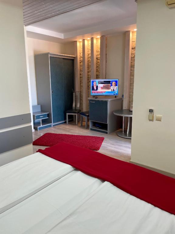 Casa Teo Mahmudia, Tulcea — foto 76