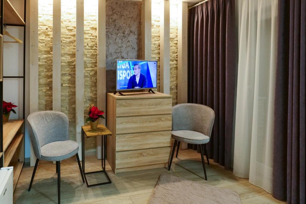 Casa Teo Mahmudia, Tulcea — foto 59