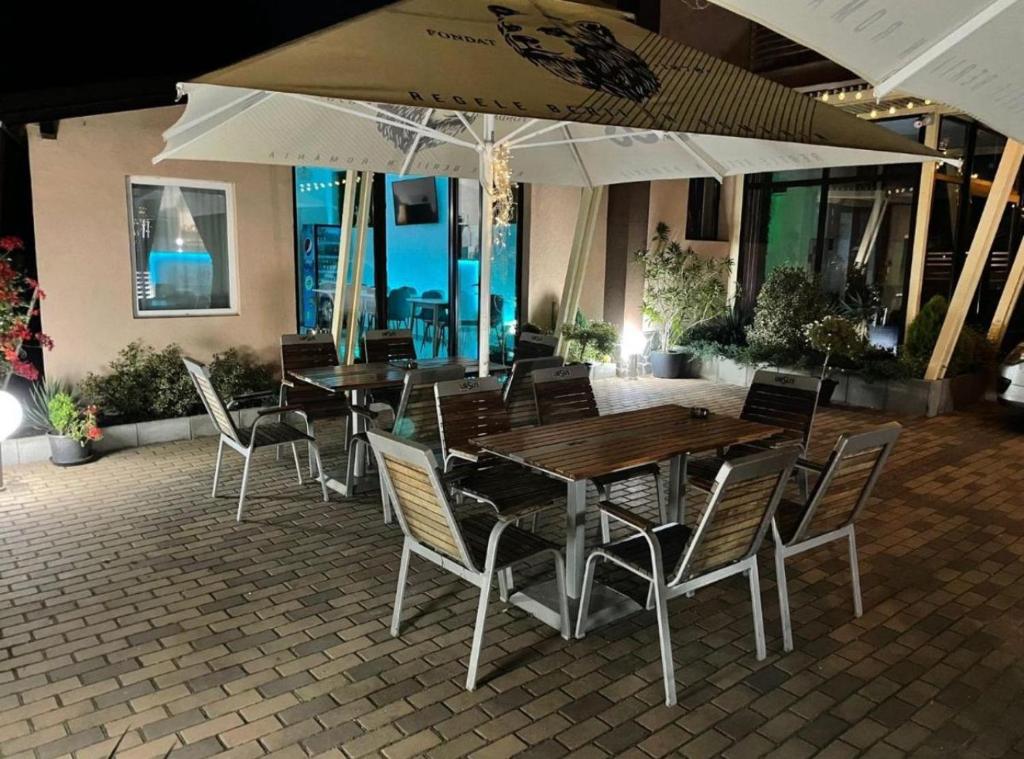 Pensiunea Prestige House Delux — foto 24