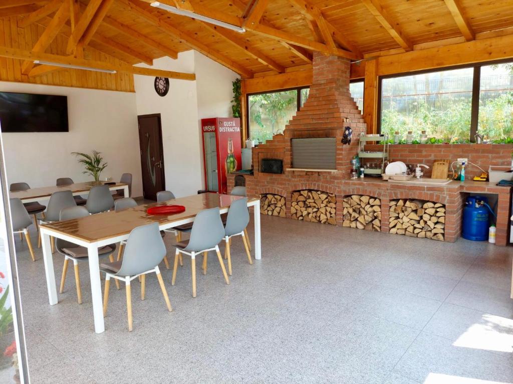 Pensiunea Prestige House Delux — foto 4