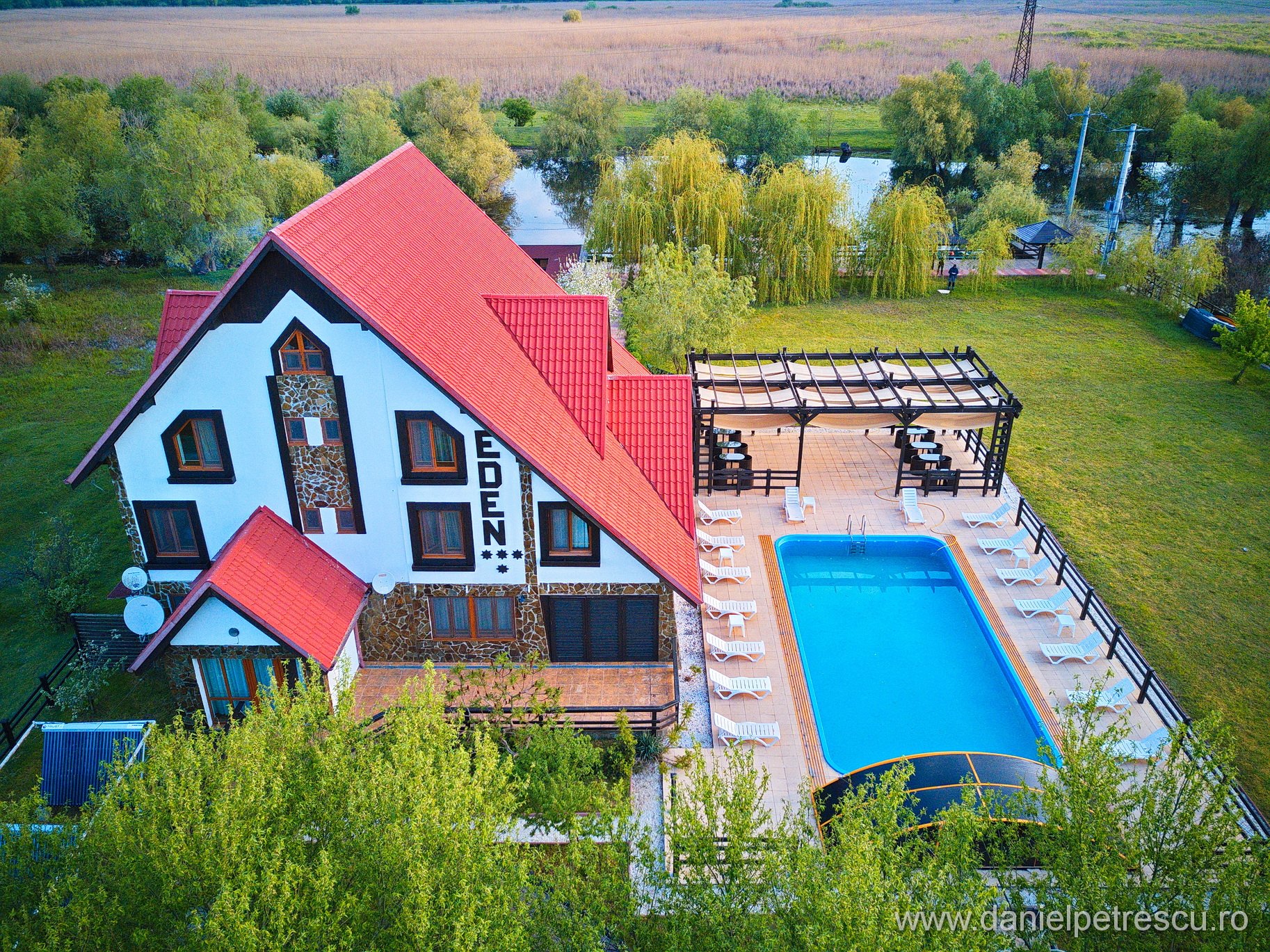 Pensiunea Eden Delta Dunarii — pensiune în Tulcea