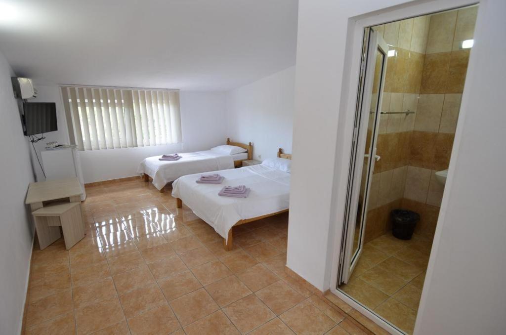 Vila RARA, Costinesti — foto 10