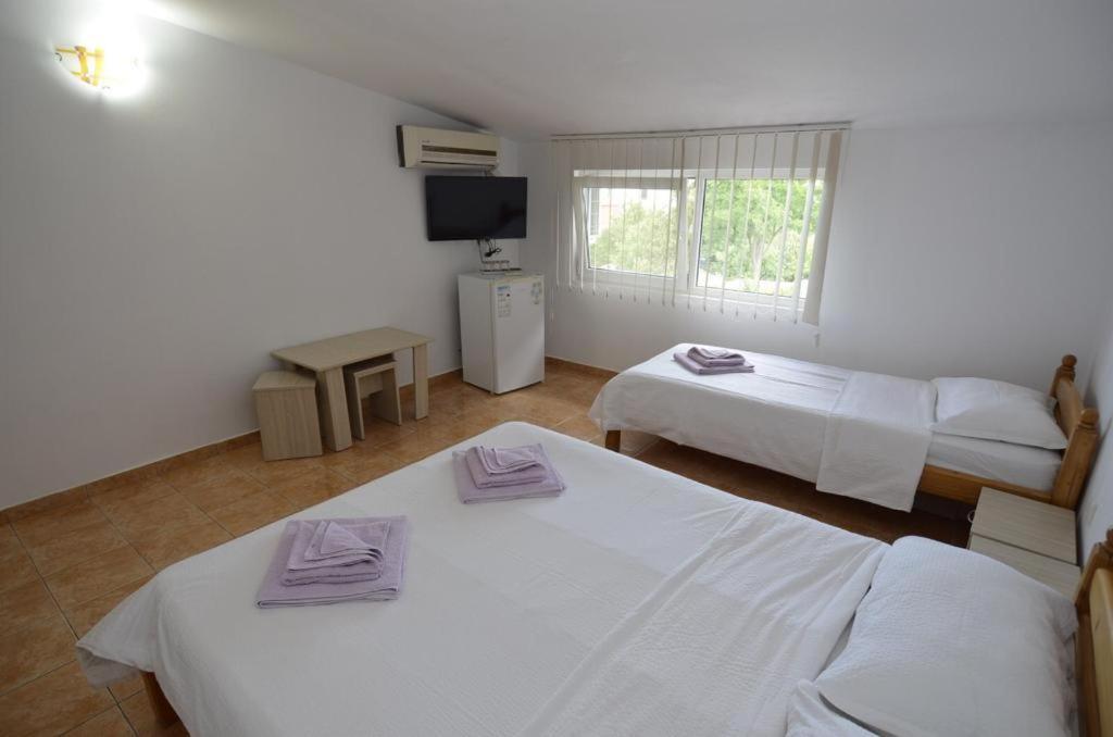 Vila RARA, Costinesti — foto 12